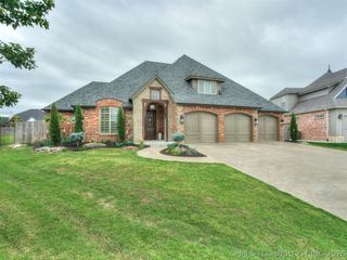 224 E 127th Court, Jenks, OK 74037