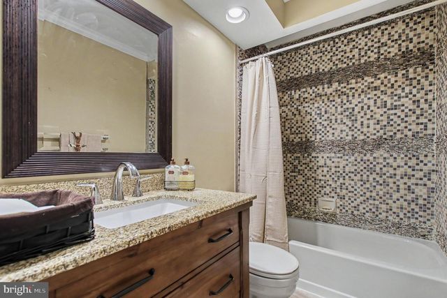 3 BANKSTON CT, Stafford, VA 22554