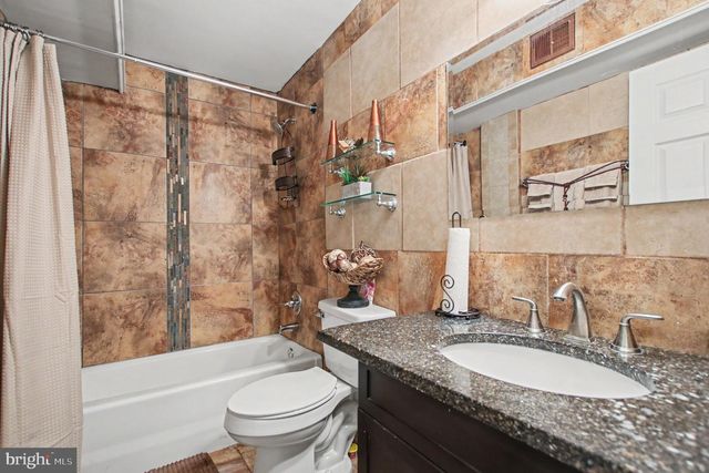 3 BANKSTON CT, Stafford, VA 22554