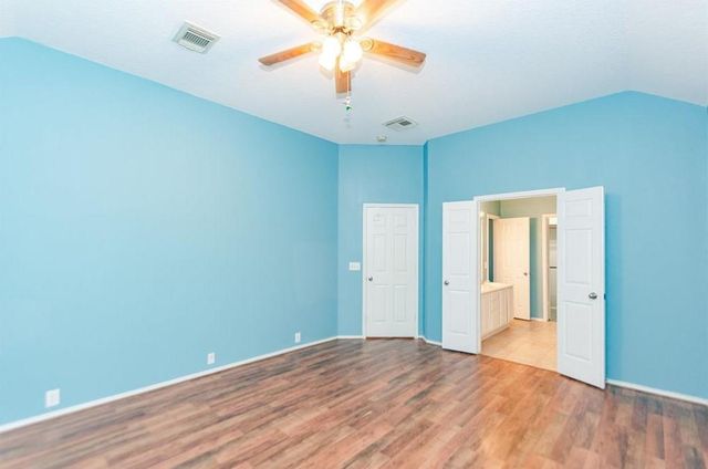 6610 Treeline Drive, Humble, TX 77346