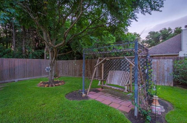6610 Treeline Drive, Humble, TX 77346