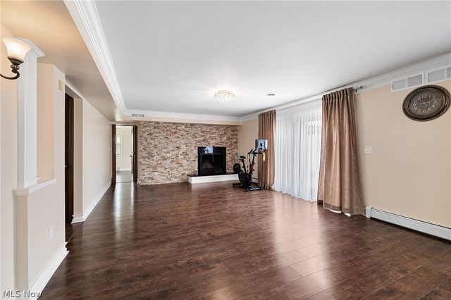 9800 Boston Road, North Royalton, OH 44133