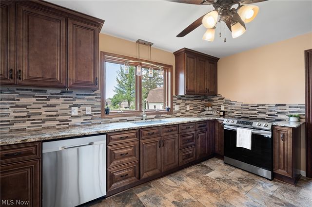 9800 Boston Road, North Royalton, OH 44133