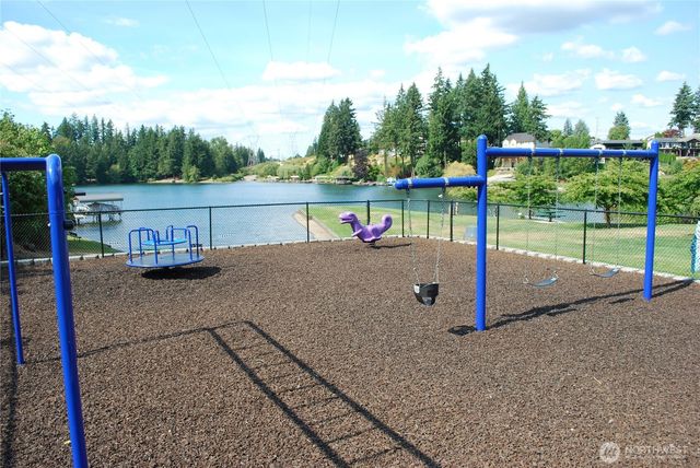 18016 S Tapps Drive E, Lake Tapps, WA 98391