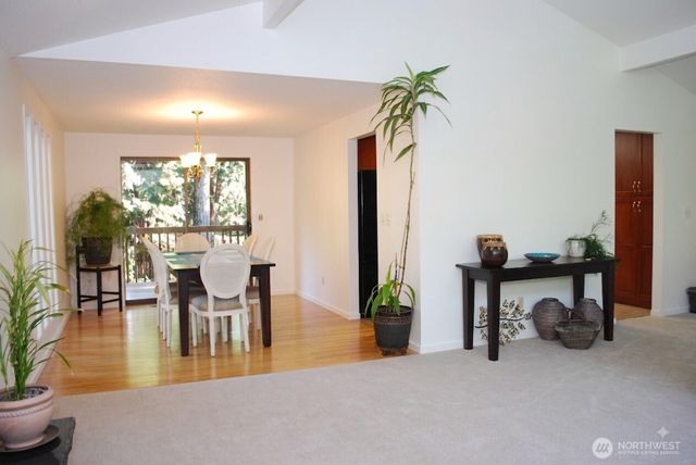 18016 S Tapps Drive E, Lake Tapps, WA 98391