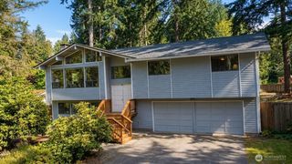 18016 S Tapps Drive E, Lake Tapps, WA 98391