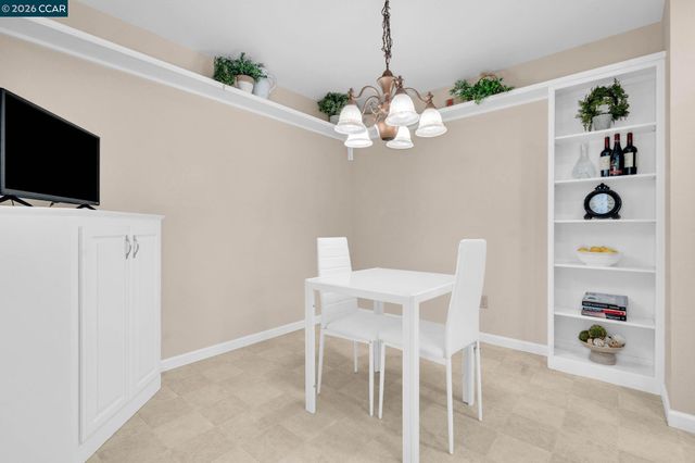 11426 Winding Trail Ln, Dublin, CA 94568