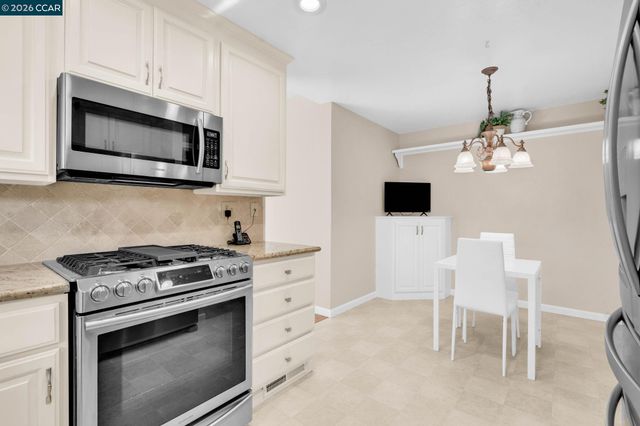 11426 Winding Trail Ln, Dublin, CA 94568