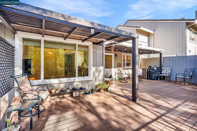 11426 Winding Trail Ln, Dublin, CA 94568