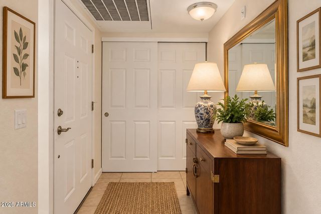 9450 N 95th Street Unit 101, Scottsdale, AZ 85258