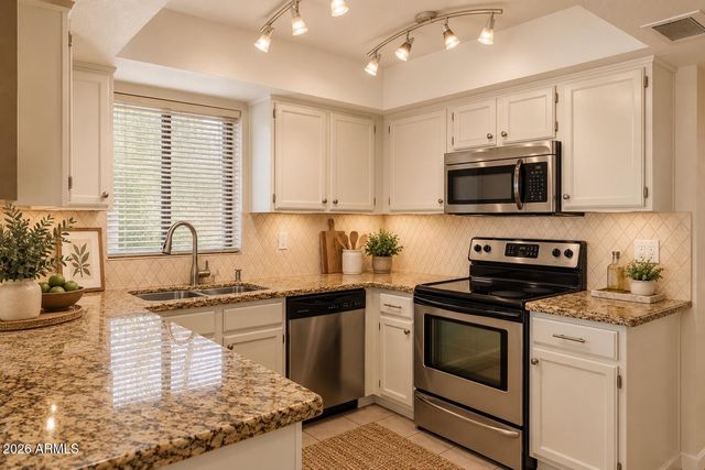 9450 N 95th Street Unit 101, Scottsdale, AZ 85258