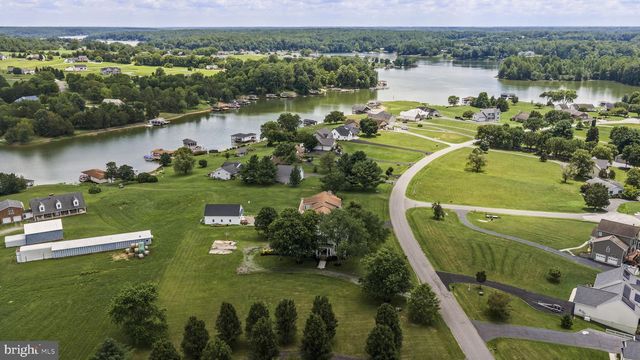 6801 LAKE POINTE DR, Mineral, VA 23117