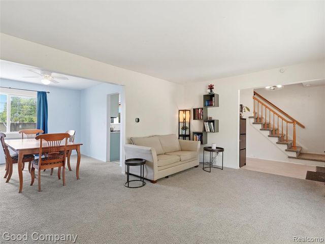 5081 Abington Drive, Troy, MI 48085