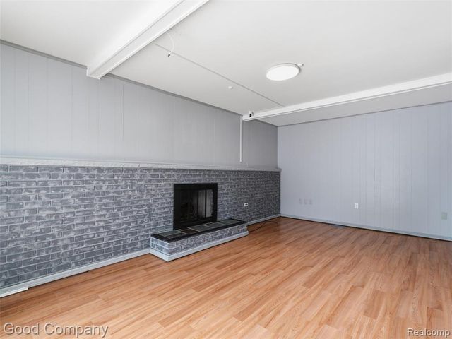 5081 Abington Drive, Troy, MI 48085