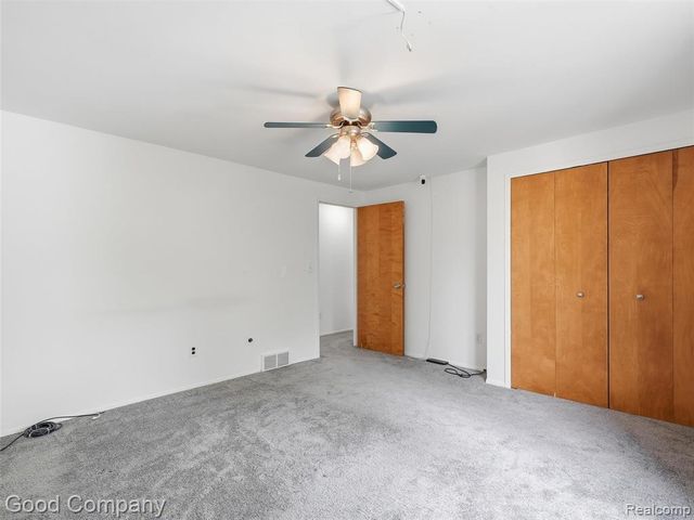 5081 Abington Drive, Troy, MI 48085