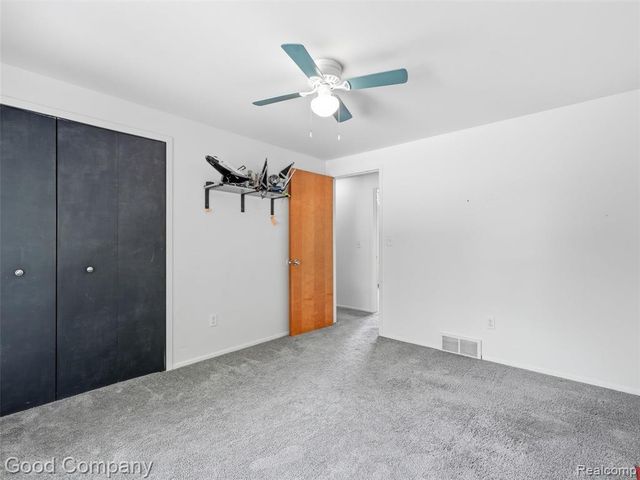 5081 Abington Drive, Troy, MI 48085