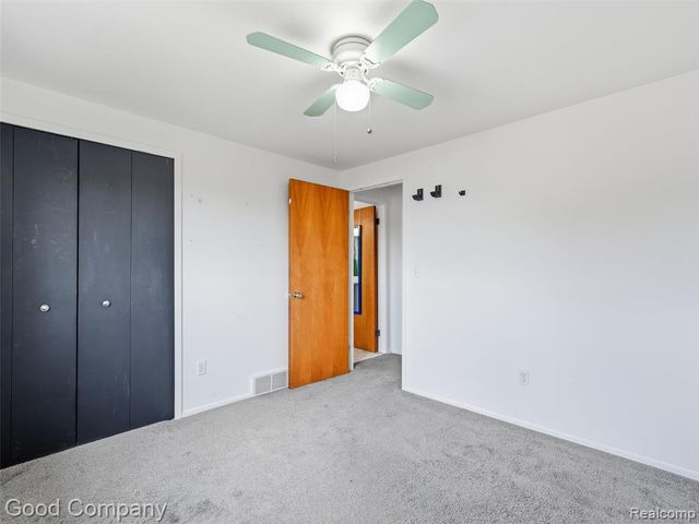 5081 Abington Drive, Troy, MI 48085