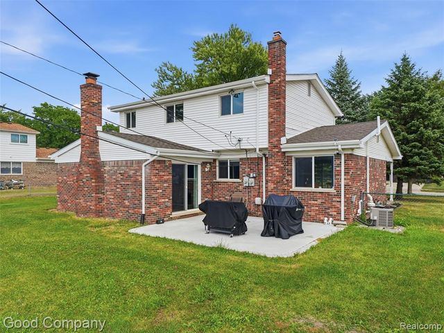 5081 Abington Drive, Troy, MI 48085