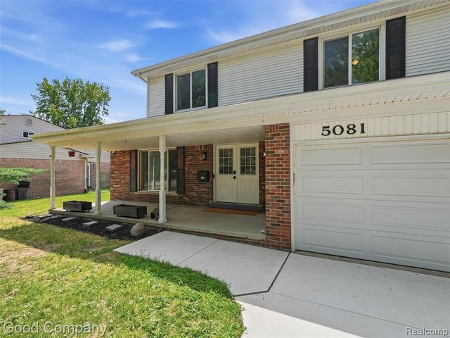 5081 Abington Drive, Troy, MI 48085
