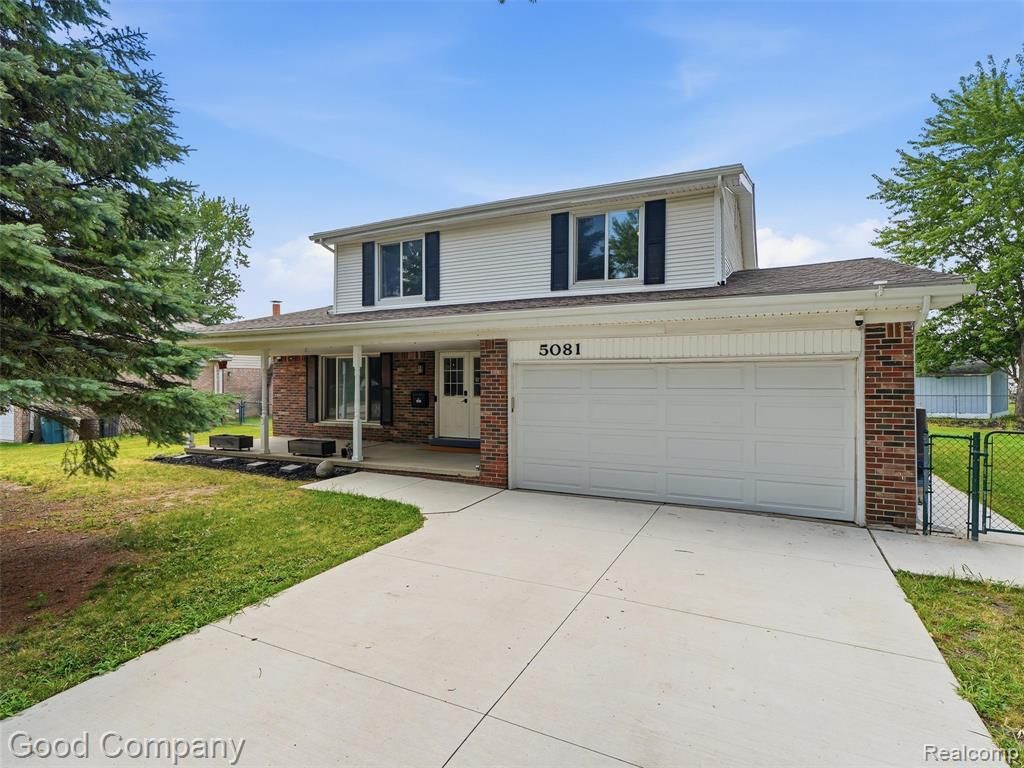 5081 Abington Drive, Troy, MI 48085