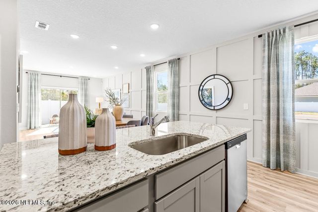 14804 MACADEMIA Lane, Jacksonville, FL 32218