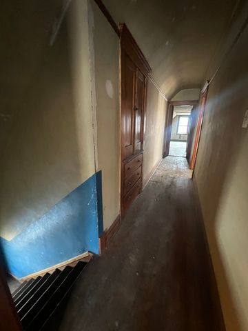 1128 N Lockwood Avenue, Chicago, IL 60651