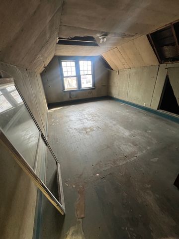 1128 N Lockwood Avenue, Chicago, IL 60651