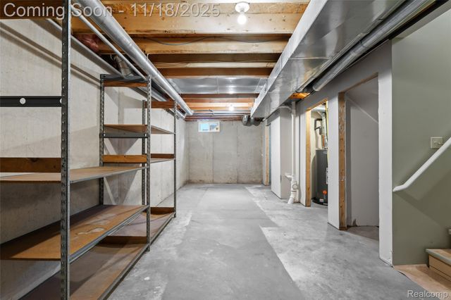 1128 W Michigan Avenue, Lansing, MI 48915