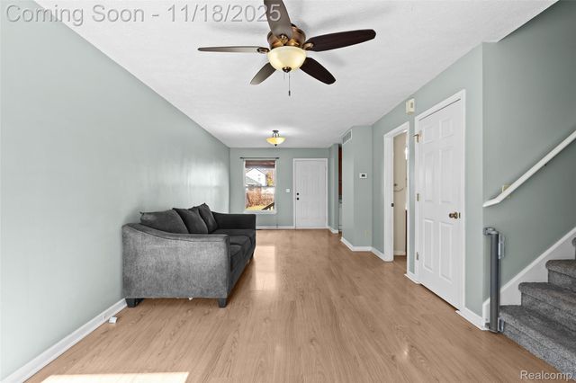 1128 W Michigan Avenue, Lansing, MI 48915