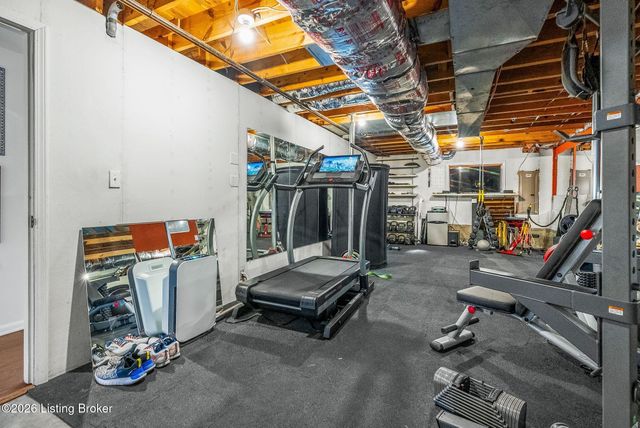 7233 Heatherly Square, Louisville, KY 40242