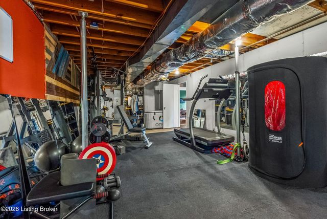 7233 Heatherly Square, Louisville, KY 40242