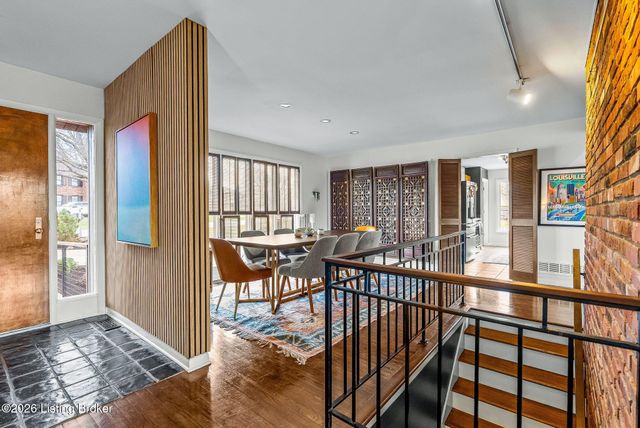 7233 Heatherly Square, Louisville, KY 40242