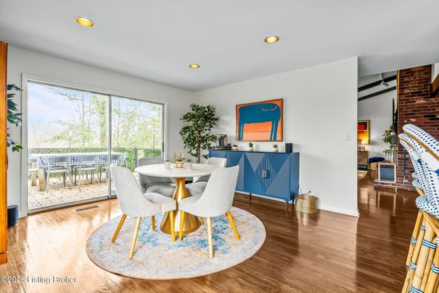 7233 Heatherly Square, Louisville, KY 40242