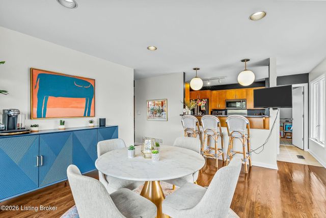 7233 Heatherly Square, Louisville, KY 40242