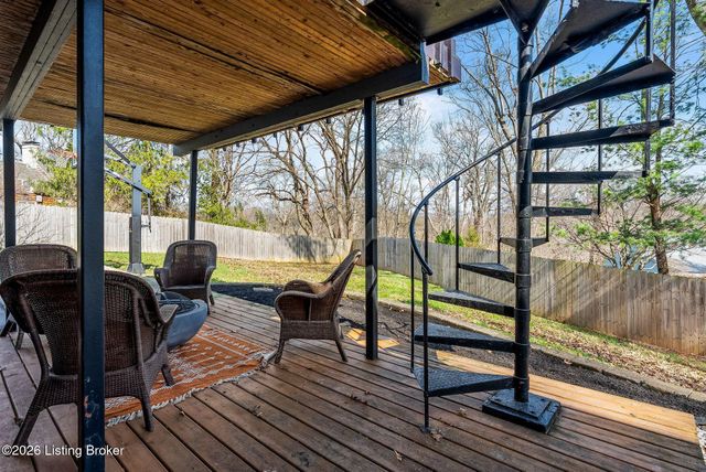 7233 Heatherly Square, Louisville, KY 40242