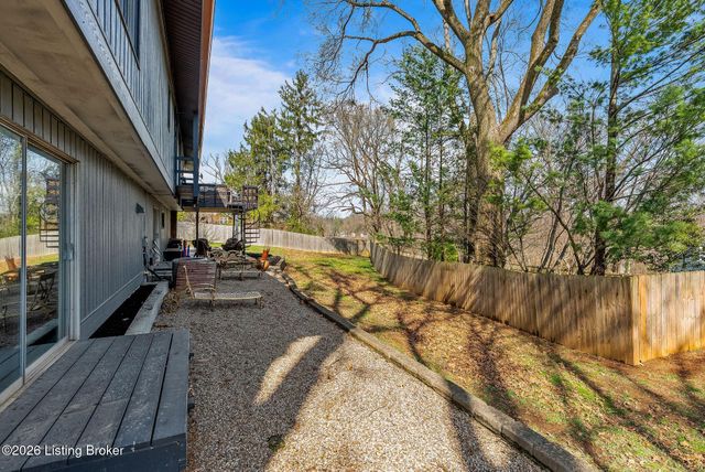 7233 Heatherly Square, Louisville, KY 40242