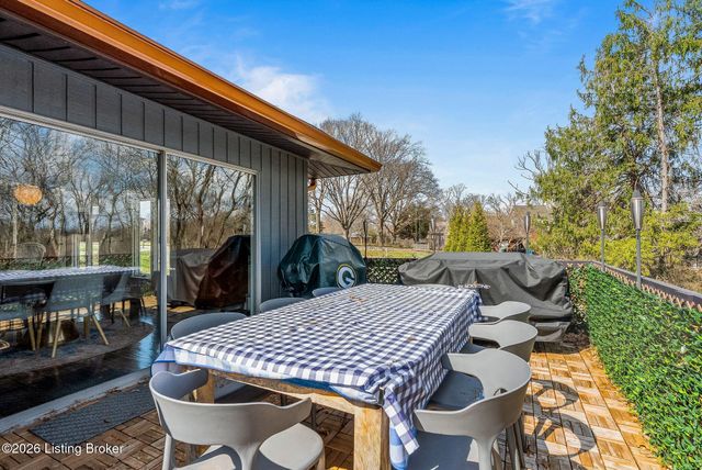 7233 Heatherly Square, Louisville, KY 40242