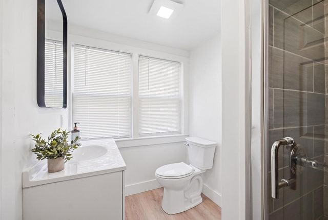 21 Chestnut St, Woburn, MA 01801