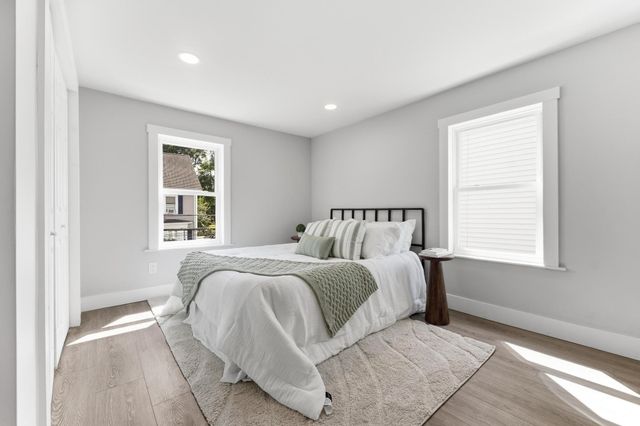 21 Chestnut St, Woburn, MA 01801