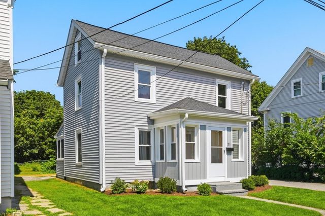 21 Chestnut St, Woburn, MA 01801
