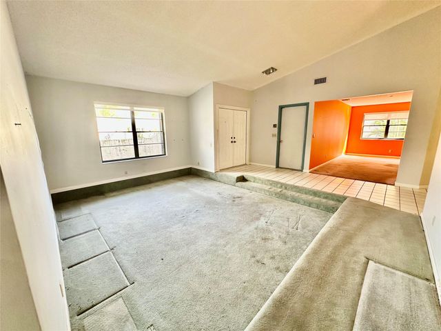 8388 White Egret Way, Lake Worth, FL 33467