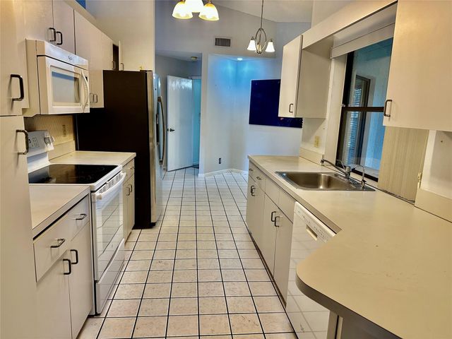 8388 White Egret Way, Lake Worth, FL 33467