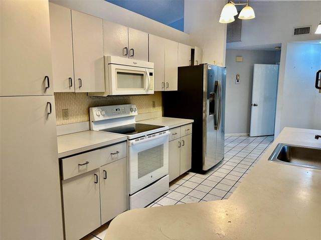 8388 White Egret Way, Lake Worth, FL 33467