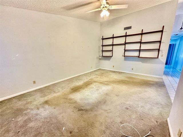 8388 White Egret Way, Lake Worth, FL 33467