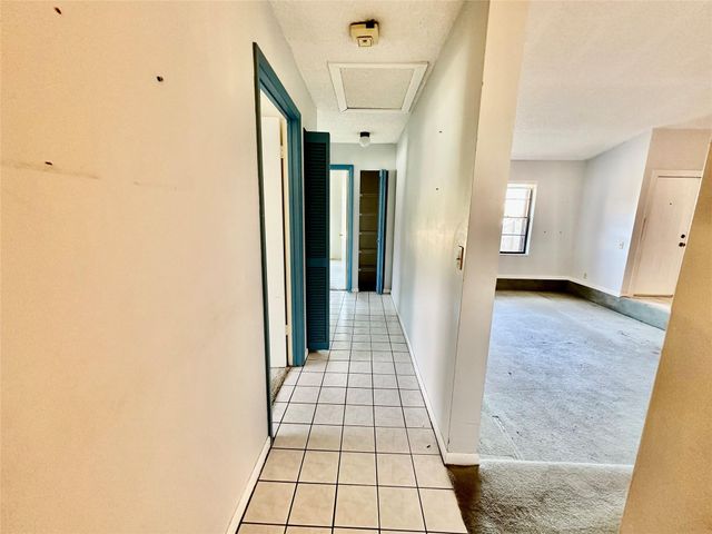 8388 White Egret Way, Lake Worth, FL 33467