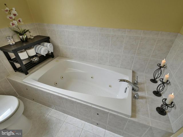 1201 SCHINDLER DR, Silver Spring, MD 20903