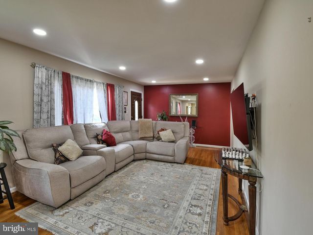 1201 SCHINDLER DR, Silver Spring, MD 20903