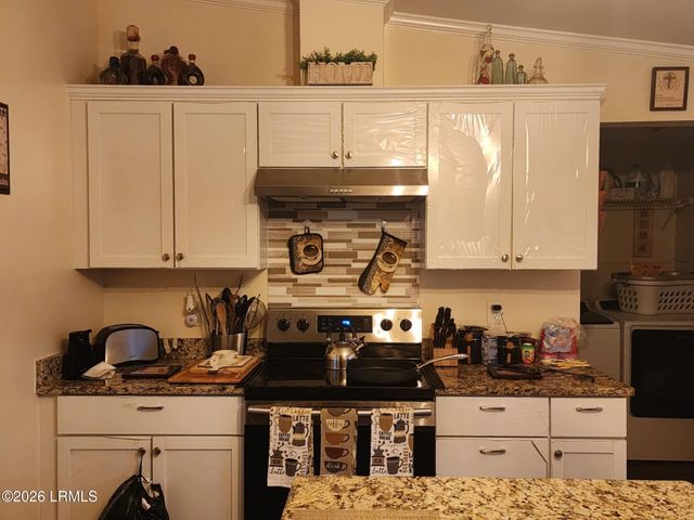 114 Dublin Street, Walterboro, SC 29488