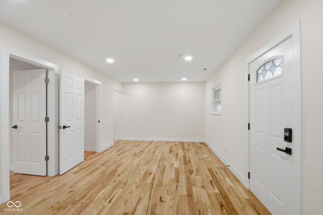 6125 Colonial Avenue, Indianapolis, IN 46228