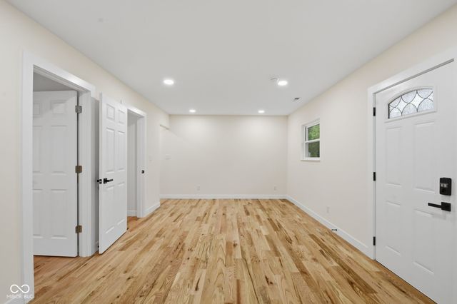 6125 Colonial Avenue, Indianapolis, IN 46228